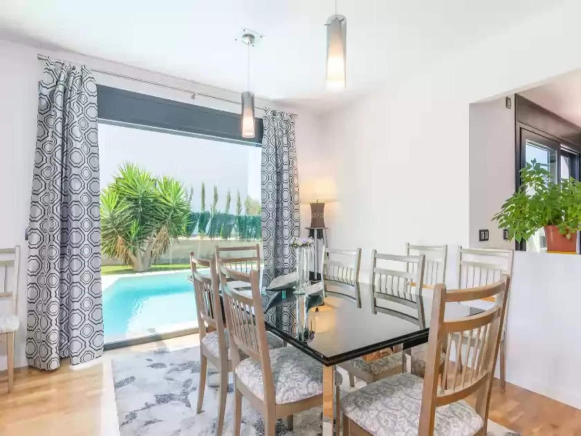 With Private Pool In *