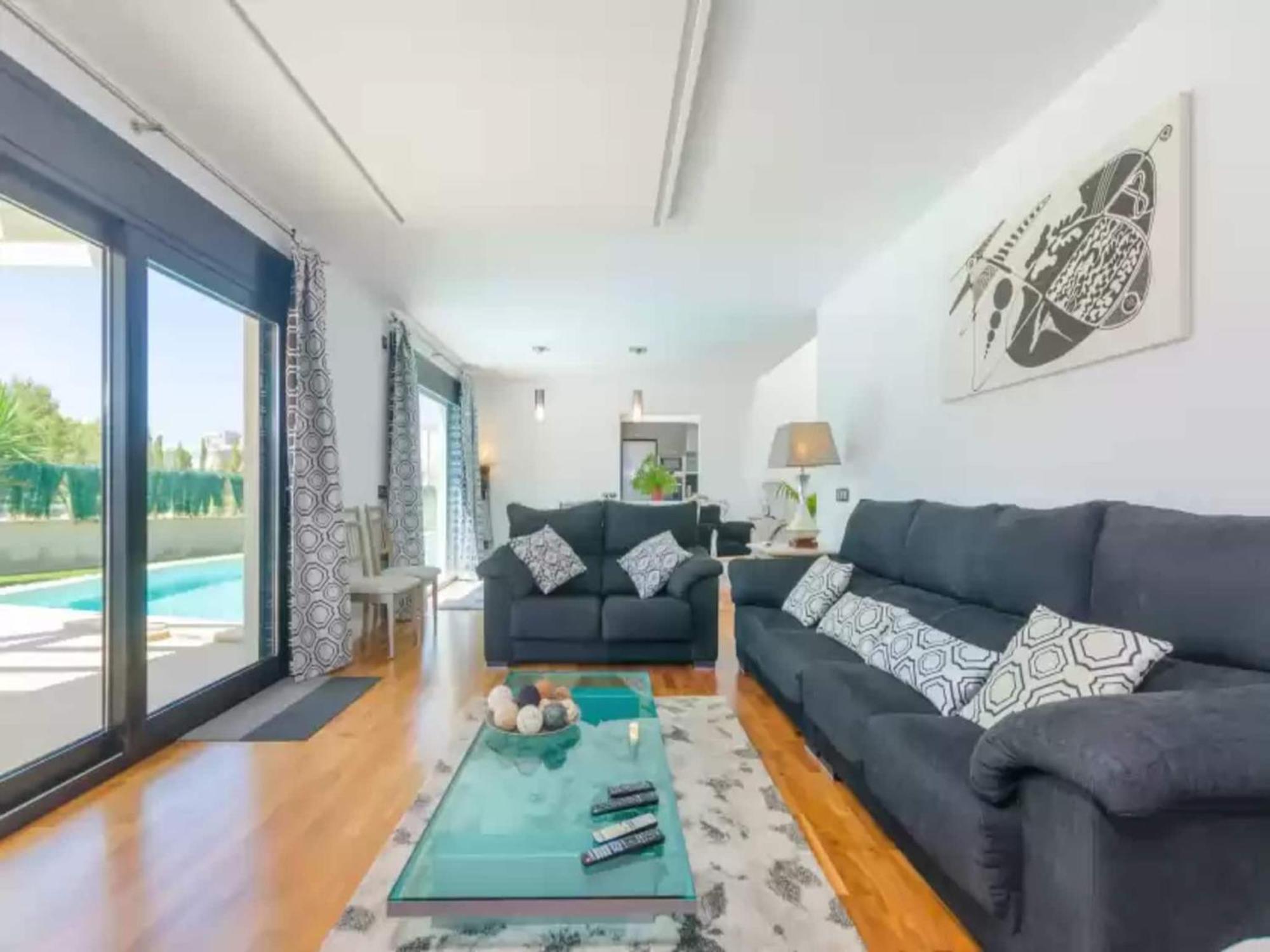Villa With Private Pool In Sa Torre